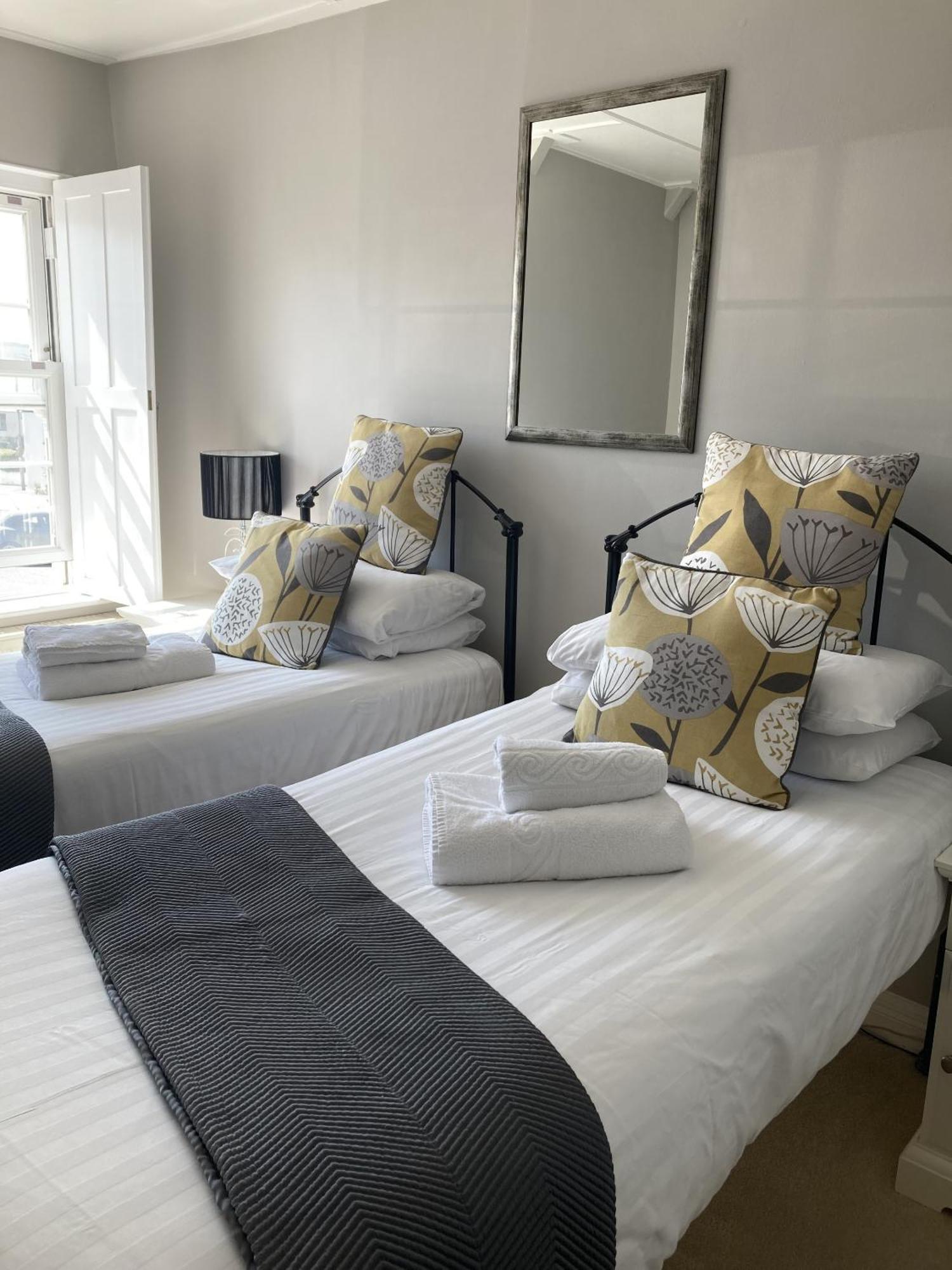 Old Temperance House Bed & Breakfast Saint Keverne Room photo